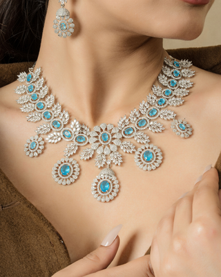 Ice Bloom Crystal Necklace Set