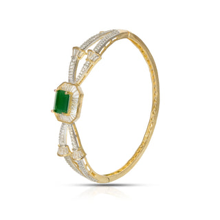 GEOMETRIC HALO BANGLE
